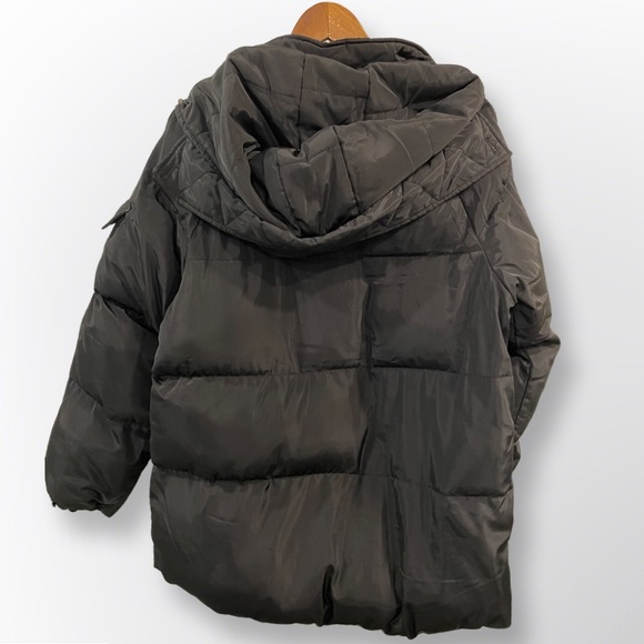 Boohoo oversized black puffer coat 🖤 - Picture 2 of 3